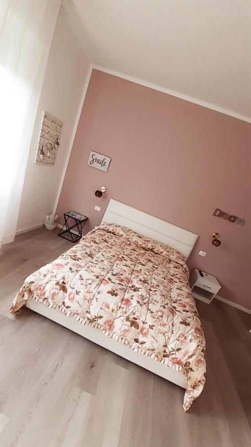 Casa Di Kiki Hotel ฟีนาเลลีกูเร ภายนอก รูปภาพ